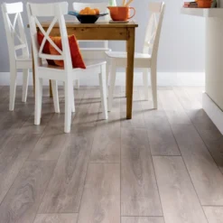 Krono Original Castle Oak - Supernatural Classic 8mm Laminate Flooring (27358)