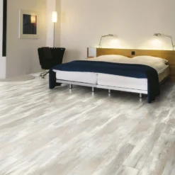 Kronotex Hella Oak - Amazone 10mm Laminate Flooring (160228) -Cheap Plankora Store hella oak amazone 10mm laminate flooring 160228 p54217 143272 image