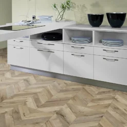 Kaindl Fortress Rochester Oak - Chevron Parquet 8mm Laminate Flooring (333483) -Cheap Plankora Store kaindl fortress rochester oak chevron parquet 8mm laminate flooring 333483 p120325 243335 image