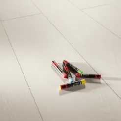 Swiss Krono Solid Chrome 12mm Davos Laminate Flooring (D3035) -Cheap Plankora Store solid chrome 12mm davos laminate flooring d3035 p119128 242091 image